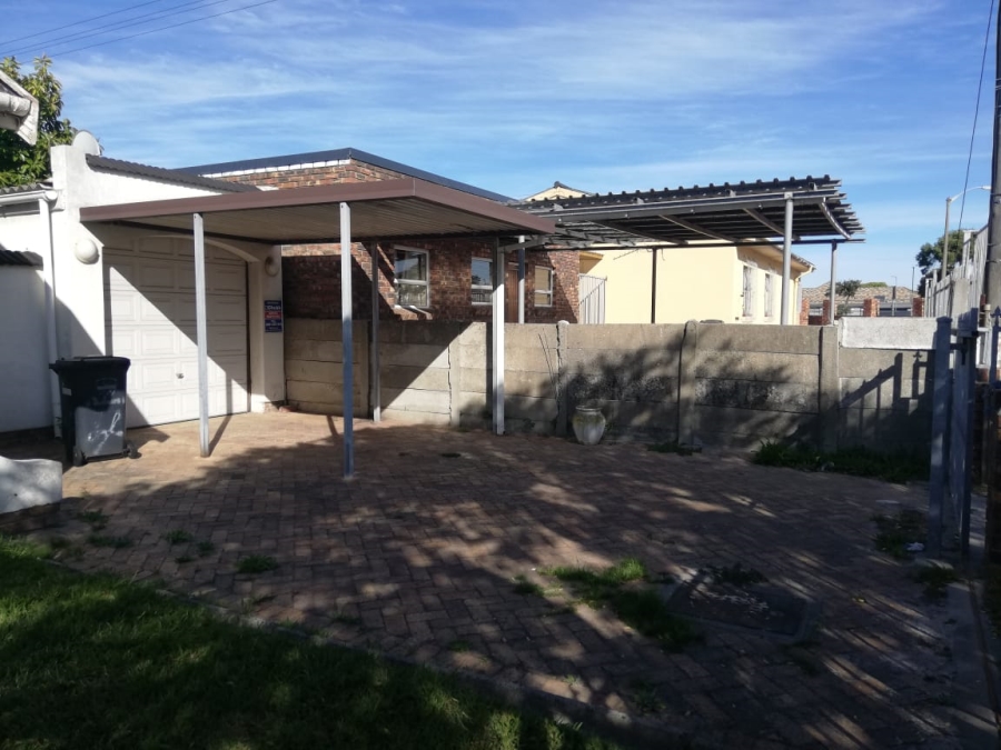 3 Bedroom Property for Sale in Belthorn Estate Western Cape